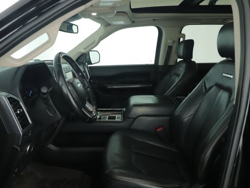 Used 2019 Ford Expedition Platinum image 17