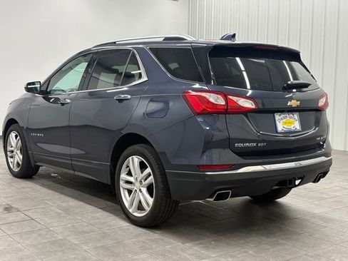 Used 2018 Chevrolet Equinox Premier w/ Infotainment II Package AWD/4WD image 4