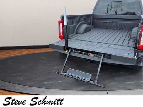 New 2026 Ford F350 Lariat w/ Black Appearance Package image 23