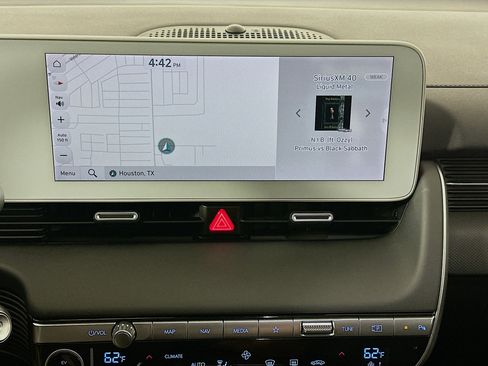 Used 2024 Hyundai Ioniq 5 SEL RWD image 22