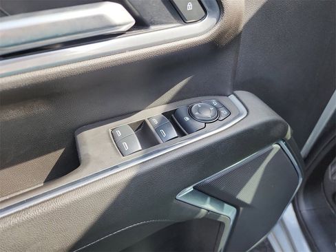 Used 2025 Chevrolet Silverado 3500 LT image 16