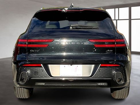 Used 2025 Genesis GV70 2.5T image 5