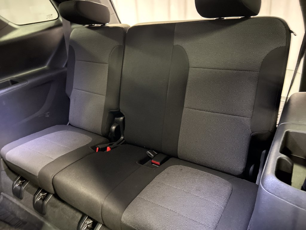 Used 2023 Chevrolet Traverse LT w/ LPO, Floor Liner Package AWD/4WD image 24