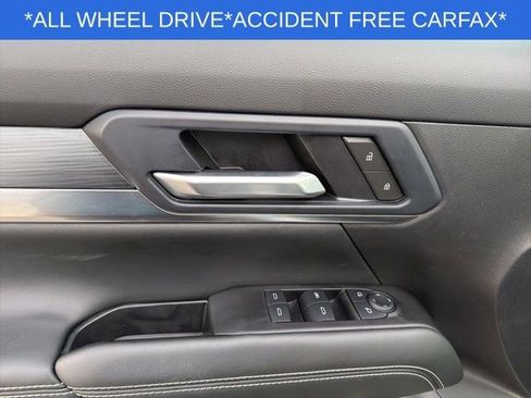 Used 2025 GMC Terrain Elevation image 27