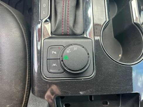 Used 2020 Chevrolet Blazer RS FWD image 34