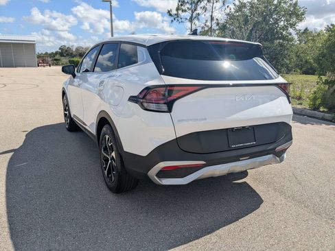 Certified 2023 Kia Sportage EX FWD image 7