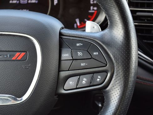 Used 2023 Dodge Durango R/T RWD image 8