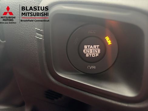 Used 2025 Jeep Wrangler Unlimited Sahara w/ Safety Group image 26