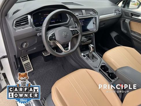 Used 2024 Volkswagen Tiguan SE R-Line image 17