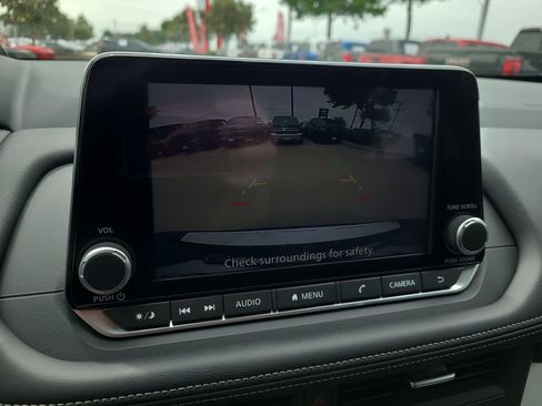 Certified 2024 Nissan Rogue SV w/ SV Premium Package FWD image 25