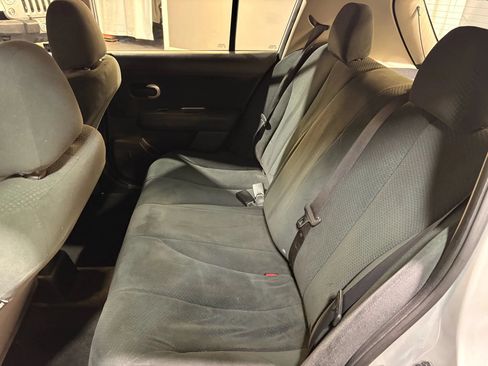 Used 2012 Nissan Versa 1.8 S FWD image 14