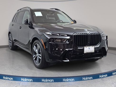 Used 2026 BMW X7 xDrive40i AWD/4WD image 3