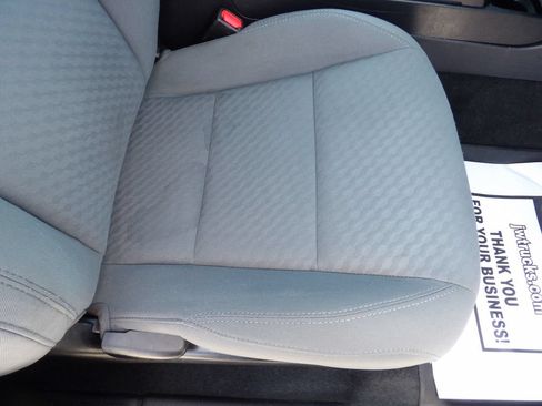 Used 2021 Toyota Tacoma SR RWD image 35