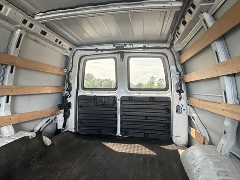 Used 2021 Chevrolet Express 2500 w/ Driver Convenience Package RWD image 33