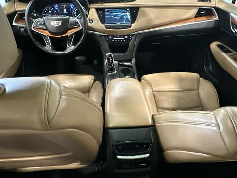 Used 2017 Cadillac XT5 Platinum w/ Driver Assist Package image 15