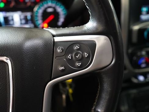 Used 2018 GMC Sierra 2500 SLT w/ Duramax Plus Package AWD/4WD image 20