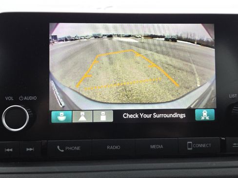 Used 2024 Honda Accord EX image 9