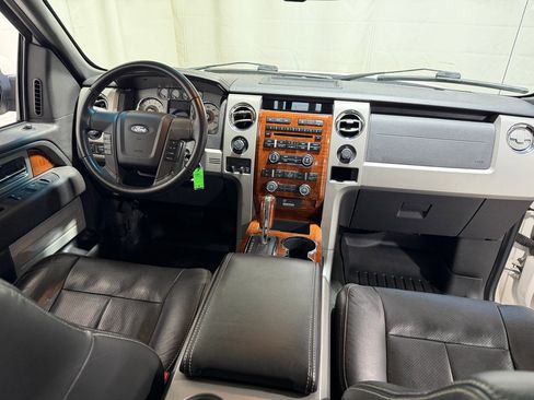 Used 2010 Ford F150 Lariat image 16