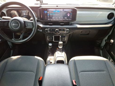 Used 2024 Jeep Wrangler Sport AWD/4WD image 11