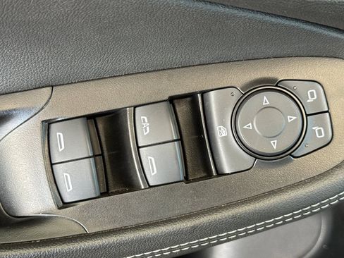 Used 2025 Buick Encore GX Preferred FWD image 11