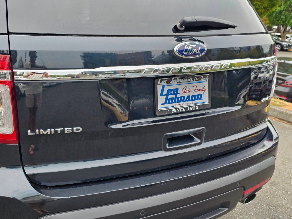 Used 2015 Ford Explorer Limited AWD/4WD image 24
