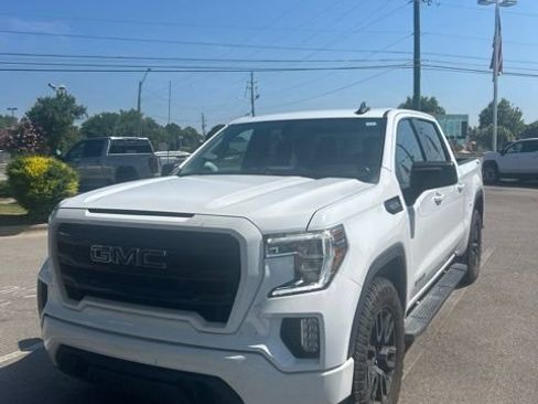 Used 2021 GMC Sierra 1500 Elevation w/ LPO, Elevation Black Package AWD/4WD image 3