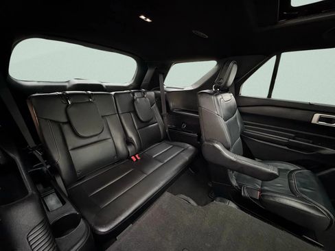 Used 2020 Ford Explorer ST w/ ST Street Pack image 14