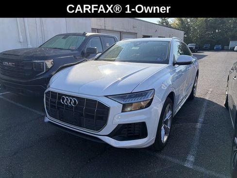 Used 2023 Audi Q8 Premium AWD/4WD image 2