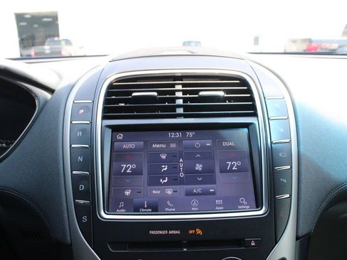 Used 2020 Lincoln Nautilus Reserve w/ Equipment Group 201A AWD/4WD image 16