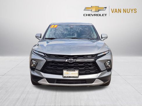 Used 2023 Chevrolet Blazer LT w/ LPO, Black Grille Bar Package FWD image 2