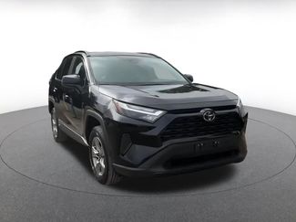 Used 2025 Toyota RAV4 LE video 2