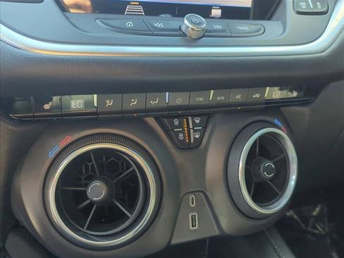 Used 2020 Chevrolet Blazer LT AWD/4WD image 20