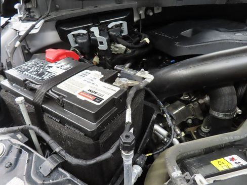 Used 2023 Ford F150 Lariat w/ Equipment Group 502A High image 32