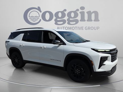 New 2026 Chevrolet Traverse LT w/ Midnight/Sport Edition FWD image 7