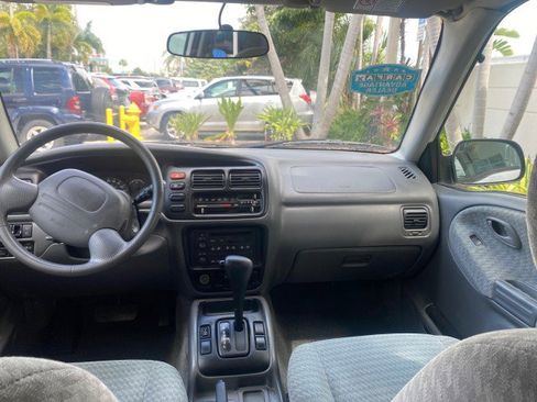 Used 2001 Suzuki Vitara JLS image 67