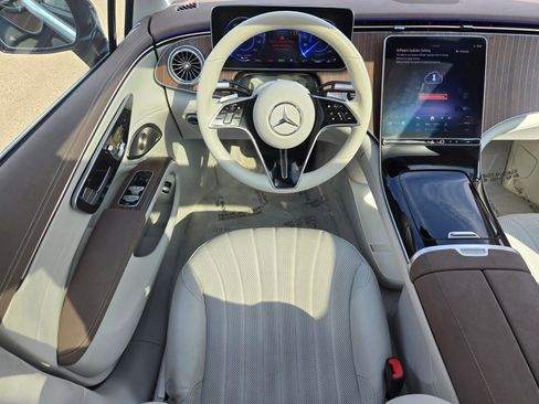 Used 2022 Mercedes-Benz EQS 450+ Sedan image 10