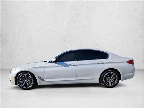 Used 2019 BMW 530i w/ Convenience Package RWD image 9