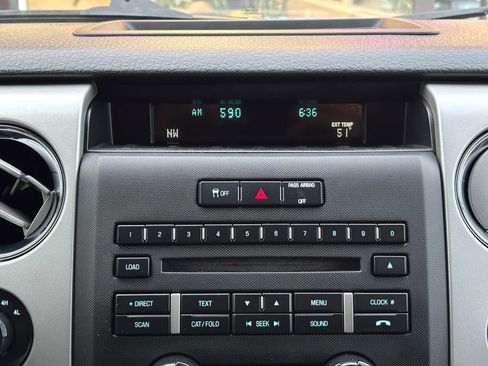 Used 2011 Ford F150 XLT w/ XLT Convenience Pkg image 32