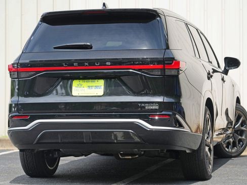 Used 2025 Lexus TX 500h AWD w/ Technology Package image 5