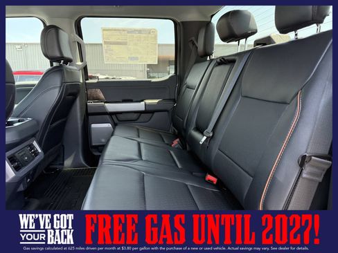 New 2026 Ford F250 Lariat w/ Black Appearance Package AWD/4WD image 15