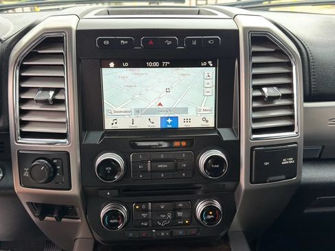 Used 2017 Ford F350 Platinum w/ Platinum Ultimate Package AWD/4WD image 24