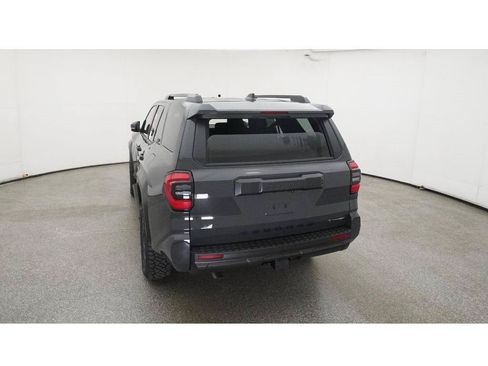 Used 2025 Toyota 4Runner TRD Off-Road AWD/4WD image 6