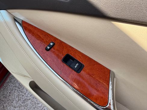 Used 2010 Lexus ES 350 FWD image 18