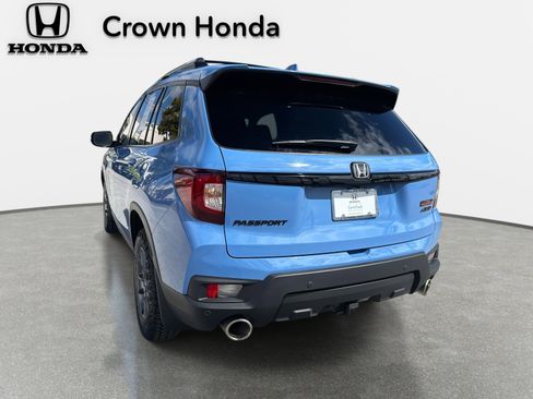 Used 2024 Honda Passport TrailSport image 9