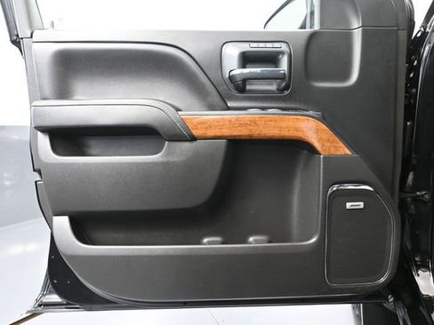 Used 2018 Chevrolet Silverado 1500 High Country AWD/4WD image 20
