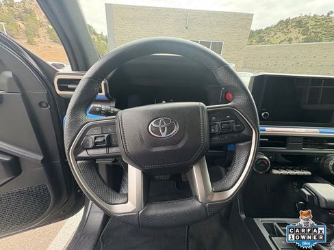 Certified 2025 Toyota Tacoma TRD Off-Road AWD/4WD image 2