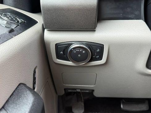 Used 2020 Ford F250 XL w/ Power Equipment Group AWD/4WD image 22