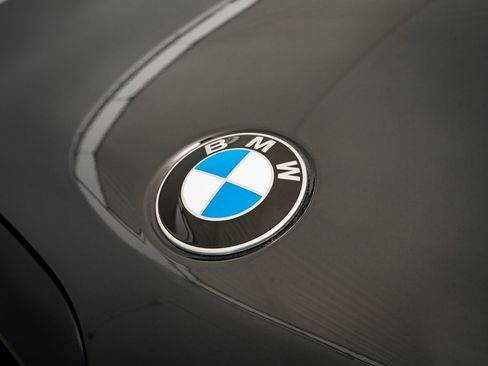 New 2026 BMW X5 M60i image 3