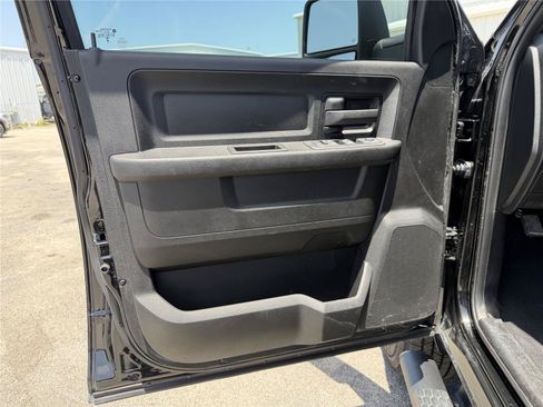 Used 2025 RAM 2500 Tradesman AWD/4WD image 11