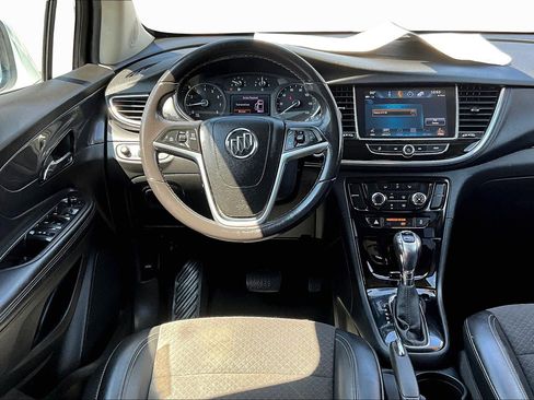 Used 2020 Buick Encore Preferred w/ Safety Package image 5